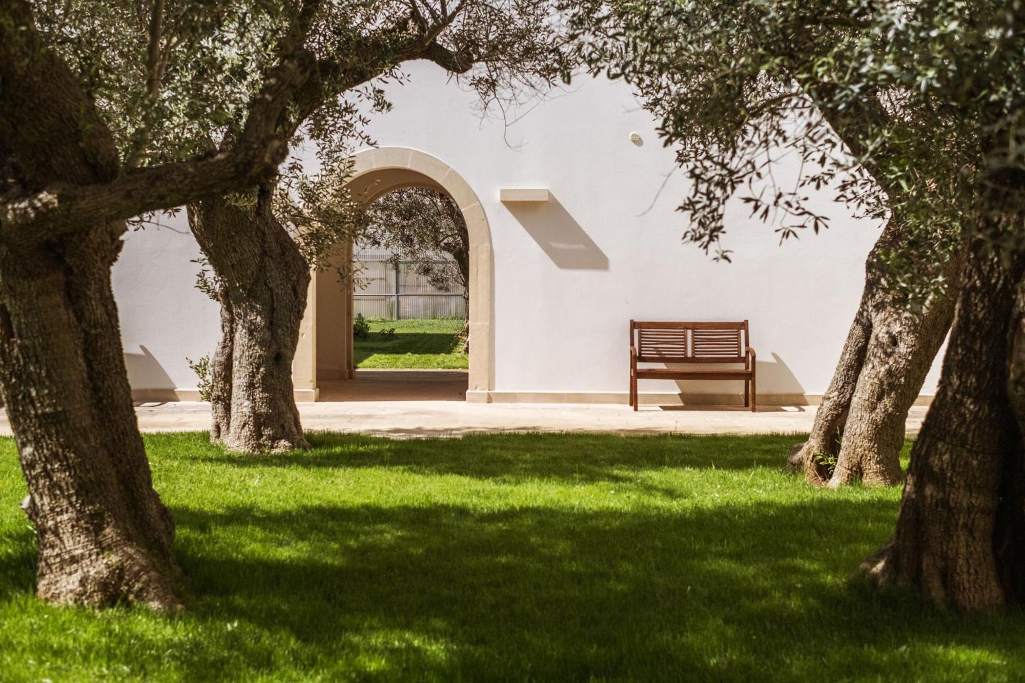 Secolario Masseria Del Viverbene Palmariggi エクステリア 写真